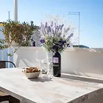 Guesthost - Casa Sunset - Amazing View & Two Terraces Semesterbostad *
