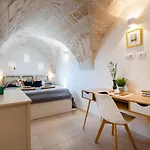 Guesthost - Casa Sunset - Amazing View & Two Terraces Semesterbostad